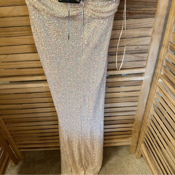 Marciano Sequin Long Gown in cream size S - Picture 6 of 8